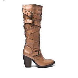 Steve Madden Renegaid Leather boots sz 8.5 M